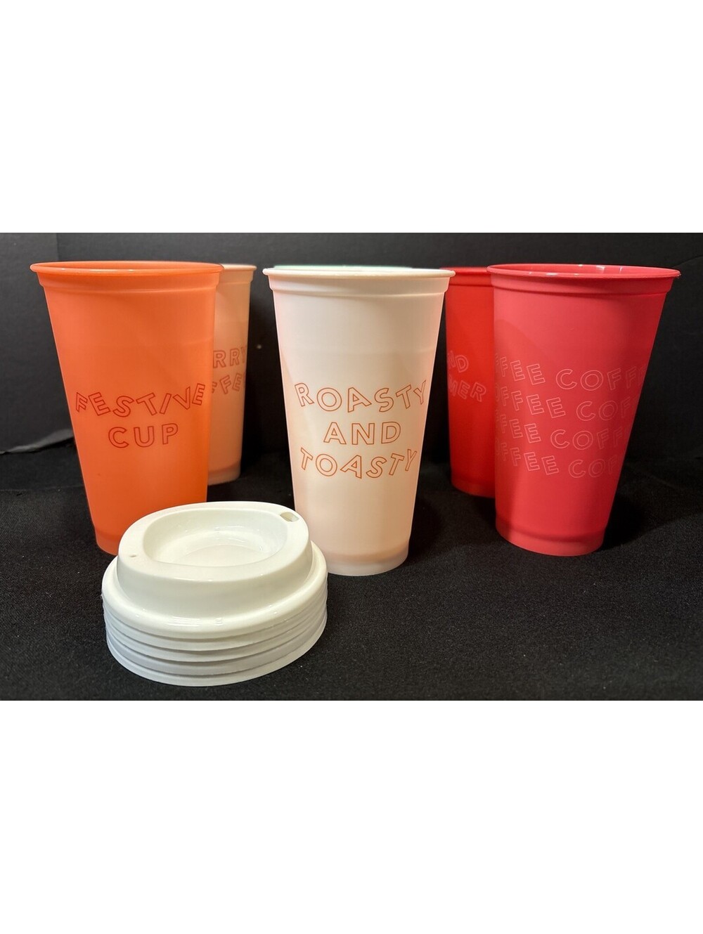 STARBUCKS SET OF 6 REUSABLE HOT CUPS WITH 5 LIDS 2020 HOLIDAY COLOR CHANGING
